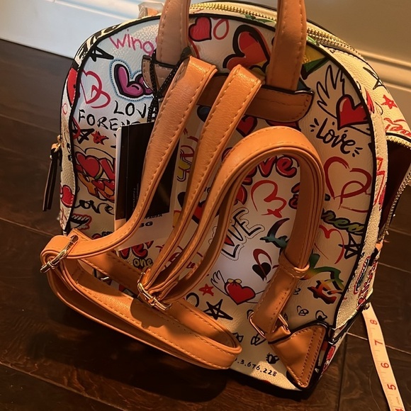 Graffiti backpack bag and wristlet NWT